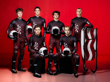 Latvijas kamaniņu izlase jaunajā sezonā — tradīcija, vienotība un mērķis