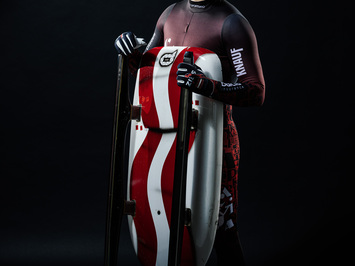 Latvijas kamaniņu izlase jaunajā sezonā — tradīcija, vienotība un mērķis