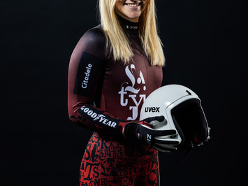 Latvijas kamaniņu izlase jaunajā sezonā — tradīcija, vienotība un mērķis