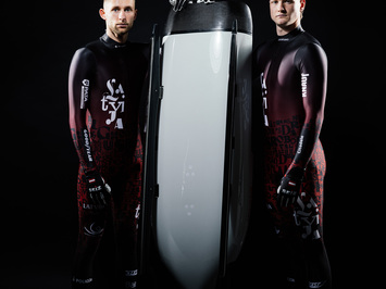 Latvijas kamaniņu izlase jaunajā sezonā — tradīcija, vienotība un mērķis