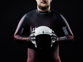 Latvijas kamaniņu izlase jaunajā sezonā — tradīcija, vienotība un mērķis