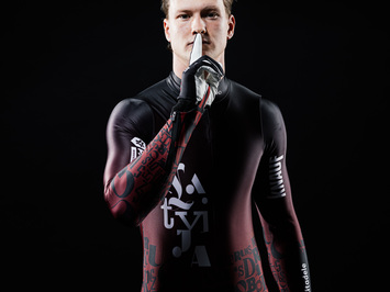 Latvijas kamaniņu izlase jaunajā sezonā — tradīcija, vienotība un mērķis