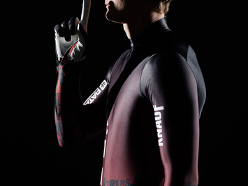 Latvijas kamaniņu izlase jaunajā sezonā — tradīcija, vienotība un mērķis