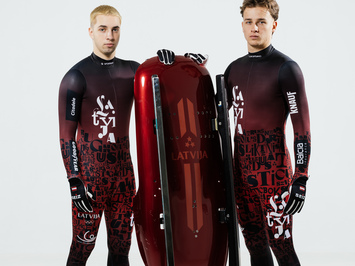 Latvijas kamaniņu izlase jaunajā sezonā — tradīcija, vienotība un mērķis