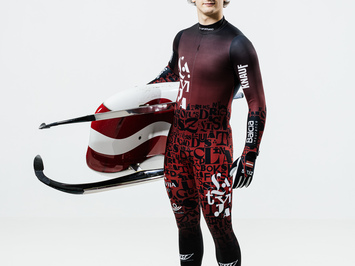 Latvijas kamaniņu izlase jaunajā sezonā — tradīcija, vienotība un mērķis