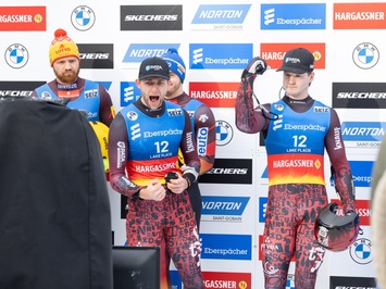 Sudrabs Leikpleisidā! Bots un Plūme uz pjedestāla Pasaules kausa posmā olimpiskajā trasē