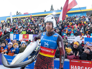 OBERHOFA AIZ MUGURAS – SPĒCĪGS PASAULES KAUSA UN EIROPAS ČEMPIONĀTA POSMS LATVIJAS KAMANIŅU SPORTAM!