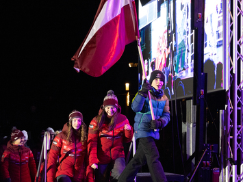 OBERHOFA AIZ MUGURAS – SPĒCĪGS PASAULES KAUSA UN EIROPAS ČEMPIONĀTA POSMS LATVIJAS KAMANIŅU SPORTAM!