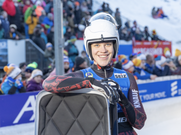 VĒSTURISKS STARTS OBERHOFĀ – ELĪNA IEVA BOTA LABO SIEVIEŠU STARTA REKORDU!