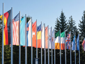 LATVIJAS KAMANIŅU SPORTISTI OBERHOFĀ NOSLĒDZ PASAULES KAUSA POSMU AR MEDAĻU, TOP 4 REZULTĀTIEM UN STABILU SNIEGUMU VISĀS DISCIPLĪNĀS