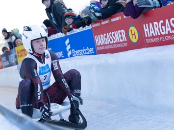LATVIJAS KAMANIŅU SPORTISTI OBERHOFĀ NOSLĒDZ PASAULES KAUSA POSMU AR MEDAĻU, TOP 4 REZULTĀTIEM UN STABILU SNIEGUMU VISĀS DISCIPLĪNĀS