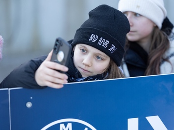 LATVIJAS KAMANIŅU SPORTISTI OBERHOFĀ NOSLĒDZ PASAULES KAUSA POSMU AR MEDAĻU, TOP 4 REZULTĀTIEM UN STABILU SNIEGUMU VISĀS DISCIPLĪNĀS