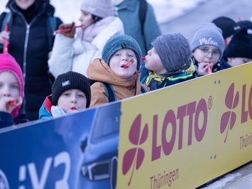 LATVIJAS KAMANIŅU SPORTISTI OBERHOFĀ NOSLĒDZ PASAULES KAUSA POSMU AR MEDAĻU, TOP 4 REZULTĀTIEM UN STABILU SNIEGUMU VISĀS DISCIPLĪNĀS
