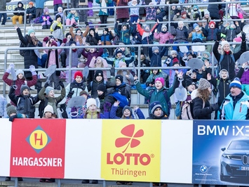 LATVIJAS KAMANIŅU SPORTISTI OBERHOFĀ NOSLĒDZ PASAULES KAUSA POSMU AR MEDAĻU, TOP 4 REZULTĀTIEM UN STABILU SNIEGUMU VISĀS DISCIPLĪNĀS