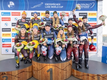 LATVIJAS KAMANIŅU SPORTISTI OBERHOFĀ NOSLĒDZ PASAULES KAUSA POSMU AR MEDAĻU, TOP 4 REZULTĀTIEM UN STABILU SNIEGUMU VISĀS DISCIPLĪNĀS