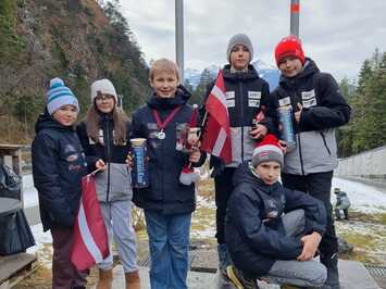 WOW! 4 MEDAĻAS UN 3. VIETA KOMANDU KOPVĒRTĒJUMĀ LATVIJAI RÄTIKON LUGE TROPHY SACENSĪBĀS AUSTRIJĀ!