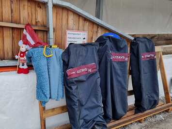 WOW! 4 MEDAĻAS UN 3. VIETA KOMANDU KOPVĒRTĒJUMĀ LATVIJAI RÄTIKON LUGE TROPHY SACENSĪBĀS AUSTRIJĀ!