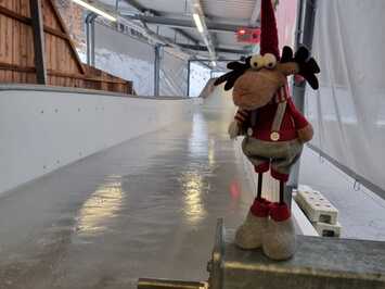 WOW! 4 MEDAĻAS UN 3. VIETA KOMANDU KOPVĒRTĒJUMĀ LATVIJAI RÄTIKON LUGE TROPHY SACENSĪBĀS AUSTRIJĀ!