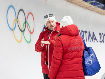 🇱🇻 Latvijas kamaniņu sporta izlase ieradusies Kortinā un uzsāk sagatavošanos Milāna–Kortīna 2026 olimpiskajām spēlēm