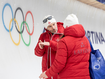 🇱🇻 Latvijas kamaniņu sporta izlase ieradusies Kortinā un uzsāk sagatavošanos Milāna–Kortīna 2026 olimpiskajām spēlēm