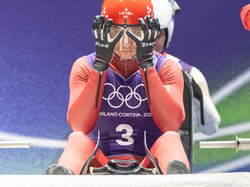 Fokuss uz sacensībām: Latvijas kamaniņu braucēji gatavi pirmajiem olimpiskajiem startiem Kortinā