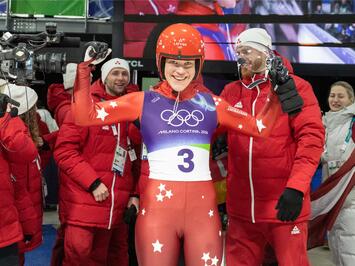 VĒSTURE IR RAKSTĪTA: ELĪNA IEVA BOTA IZCĪNA OLIMPISKO SUDRABU SIEVIEŠU VIENINIEKOS