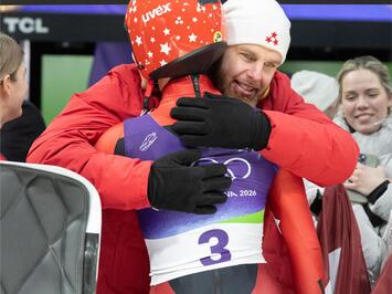 VĒSTURE IR RAKSTĪTA: ELĪNA IEVA BOTA IZCĪNA OLIMPISKO SUDRABU SIEVIEŠU VIENINIEKOS