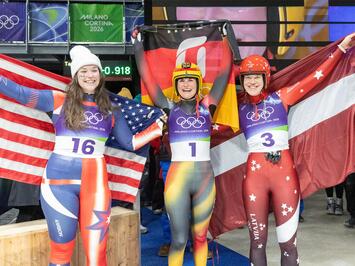 VĒSTURE IR RAKSTĪTA: ELĪNA IEVA BOTA IZCĪNA OLIMPISKO SUDRABU SIEVIEŠU VIENINIEKOS