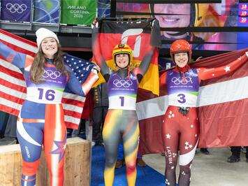 VĒSTURE IR RAKSTĪTA: ELĪNA IEVA BOTA IZCĪNA OLIMPISKO SUDRABU SIEVIEŠU VIENINIEKOS