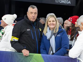 VĒSTURISKA OLIMPISKĀ DIENA KAMANIŅU SPORTĀ – DEBIJA, CĪŅA UN TOP REZULTĀTI KORTĪNĀ 