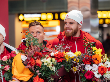 Olimpiskā vicečempione Elīna Ieva Bota svinīgi sagaidīta mājās Latvijā