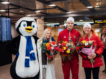 Olimpiskā vicečempione Elīna Ieva Bota svinīgi sagaidīta mājās Latvijā