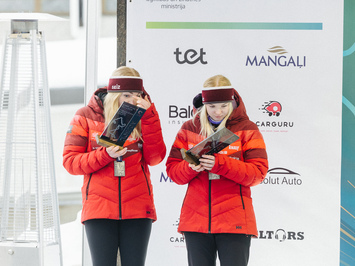 Latvijas juniori izcīna piecas medaļas FIL Junioru Pasaules kausa posmā Siguldā