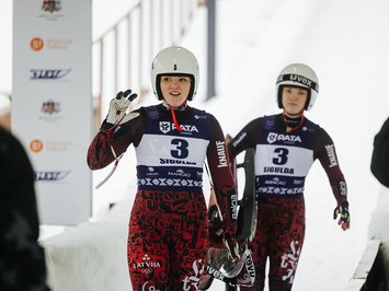 Latvijas juniori izcīna piecas medaļas FIL Junioru Pasaules kausa posmā Siguldā