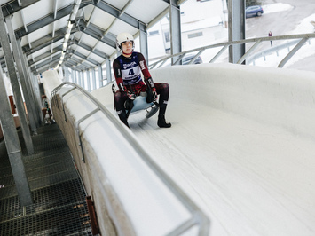 Latvijas juniori izcīna piecas medaļas FIL Junioru Pasaules kausa posmā Siguldā