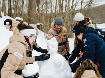 Latvijas juniori izcīna piecas medaļas FIL Junioru Pasaules kausa posmā Siguldā