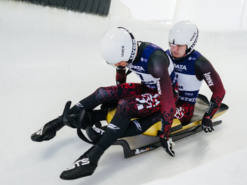 Latvijas juniori izcīna piecas medaļas FIL Junioru Pasaules kausa posmā Siguldā
