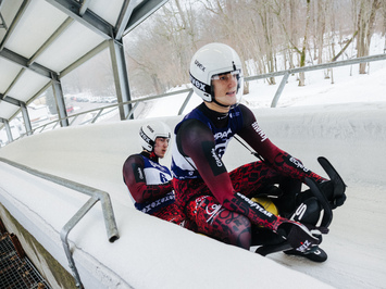 Latvijas juniori izcīna piecas medaļas FIL Junioru Pasaules kausa posmā Siguldā
