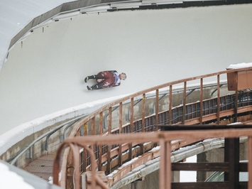 Latvijas juniori izcīna piecas medaļas FIL Junioru Pasaules kausa posmā Siguldā