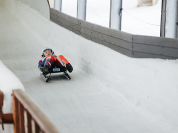 Latvijas juniori izcīna piecas medaļas FIL Junioru Pasaules kausa posmā Siguldā