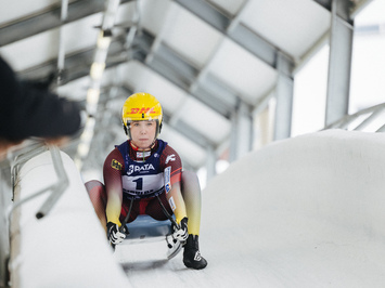 Latvijas juniori izcīna piecas medaļas FIL Junioru Pasaules kausa posmā Siguldā