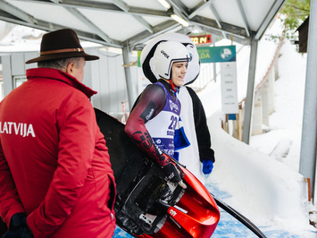 Latvijas juniori izcīna piecas medaļas FIL Junioru Pasaules kausa posmā Siguldā