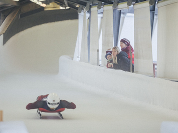 Latvijas juniori izcīna piecas medaļas FIL Junioru Pasaules kausa posmā Siguldā