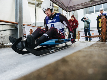 Latvijas juniori izcīna piecas medaļas FIL Junioru Pasaules kausa posmā Siguldā