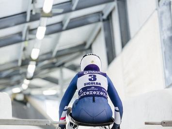 Latvijas juniori izcīna piecas medaļas FIL Junioru Pasaules kausa posmā Siguldā