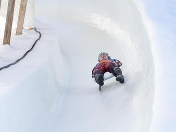 LATVIJAS KAMANIŅU BRAUCĒJIEM BRONZA SANKTMORICĀ – SEZONAS PRIEKŠPĒDĒJAJĀ PASAULES KAUSA POSMĀ SADALĪTI SVARĪGI PUNKTI
