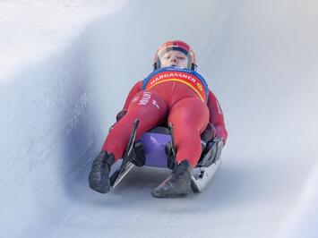 LATVIJAS KAMANIŅU BRAUCĒJIEM BRONZA SANKTMORICĀ – SEZONAS PRIEKŠPĒDĒJAJĀ PASAULES KAUSA POSMĀ SADALĪTI SVARĪGI PUNKTI