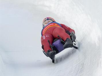 LATVIJAS KAMANIŅU BRAUCĒJIEM BRONZA SANKTMORICĀ – SEZONAS PRIEKŠPĒDĒJAJĀ PASAULES KAUSA POSMĀ SADALĪTI SVARĪGI PUNKTI