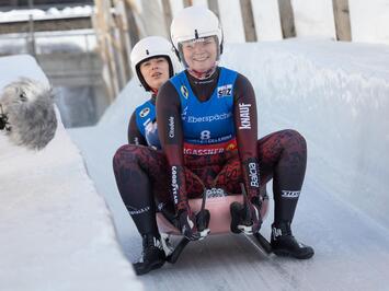 LATVIJAS KAMANIŅU BRAUCĒJIEM BRONZA SANKTMORICĀ – SEZONAS PRIEKŠPĒDĒJAJĀ PASAULES KAUSA POSMĀ SADALĪTI SVARĪGI PUNKTI