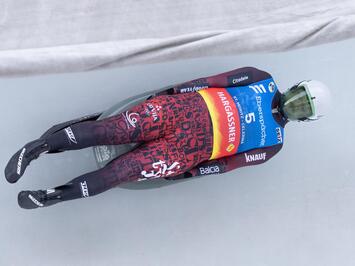 LATVIJAS KAMANIŅU BRAUCĒJIEM BRONZA SANKTMORICĀ – SEZONAS PRIEKŠPĒDĒJAJĀ PASAULES KAUSA POSMĀ SADALĪTI SVARĪGI PUNKTI